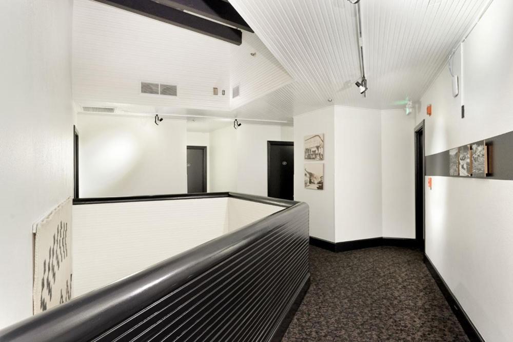 Independence Square Unit 313, Downtown Hotel Room In Aspen With Rooftop Hot Tub Exterior photo